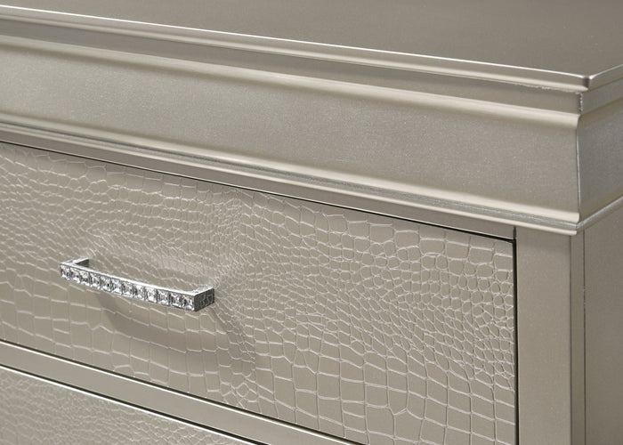 Amalia Chest