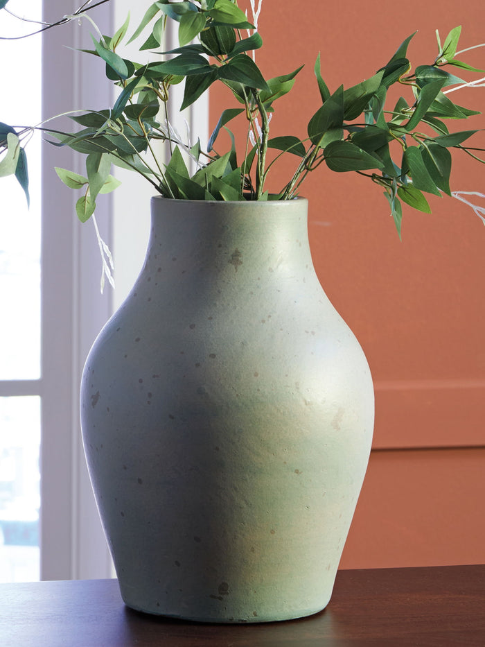 Baychester - Vase by Signature Design by Ashley® | Bel Furniture