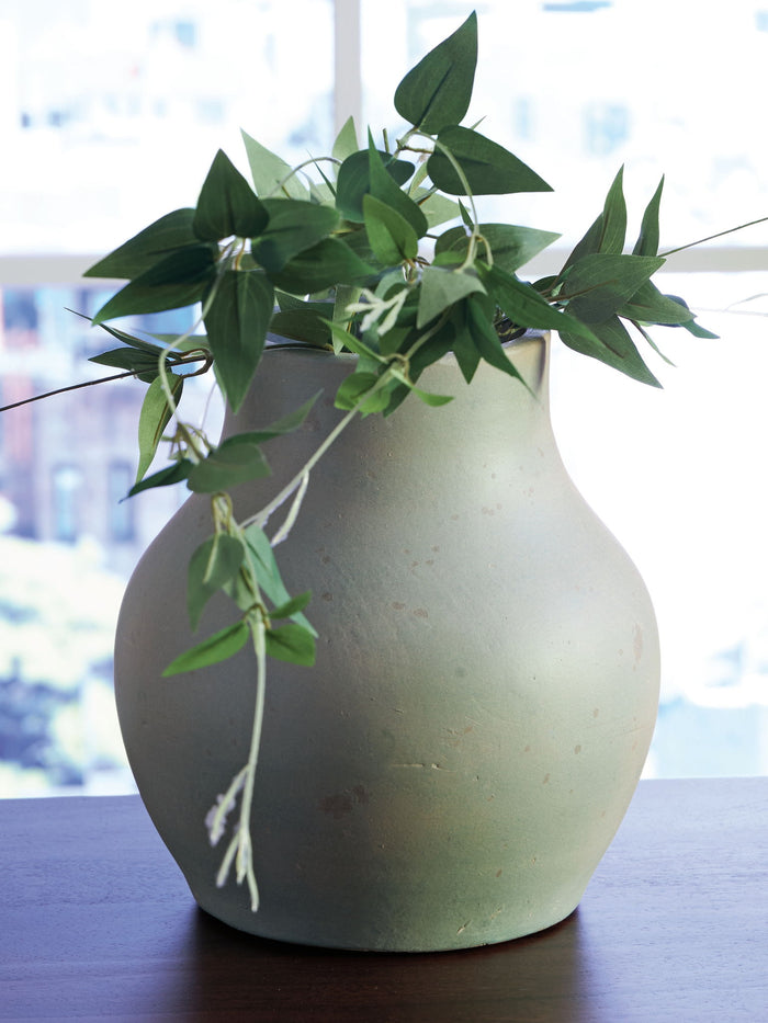 Baychester - Vase by Signature Design by Ashley® | Bel Furniture