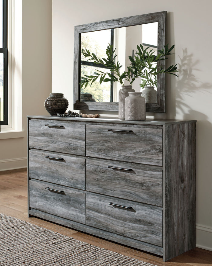 Baystorm - Six Smooth Drawer Dresser - view 8