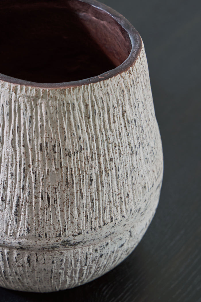 Claymount - Vase by Signature Design by Ashley® | Bel Furniture