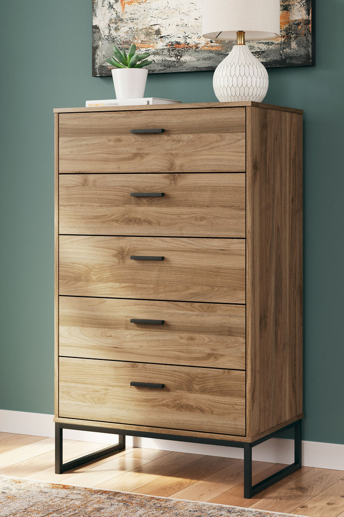 Deanlow - Honey - Five Drawer Chest by Signature Design by Ashley® | Bel Furniture