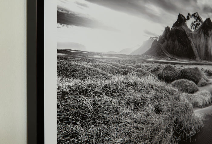 Delstone - Black / White - Wall Art by Signature Design by Ashley® | Bel Furniture