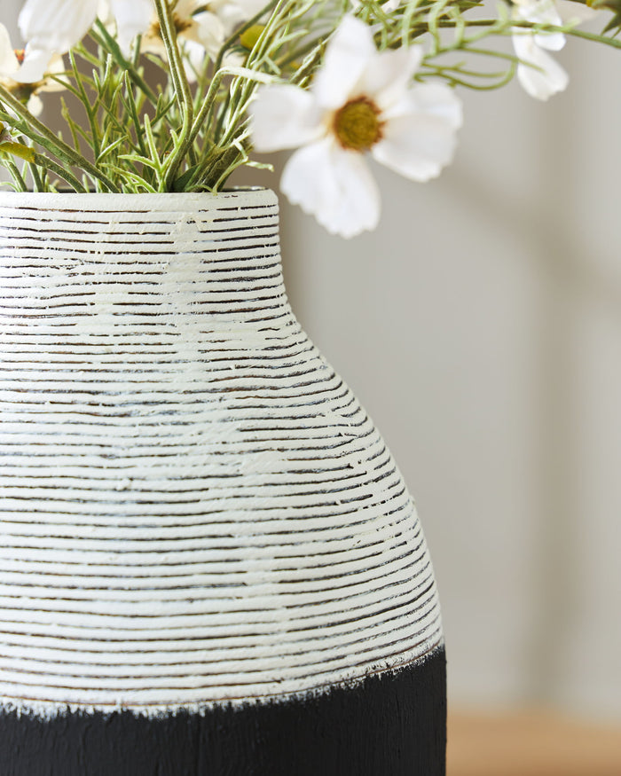 Girtha - Vase - view 5