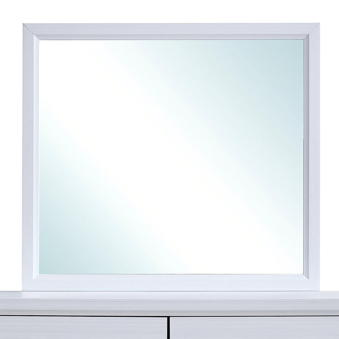 Glasgow - Mirror With Minimalist Design And Low Distortion Glass - view 2
