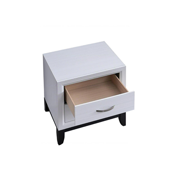 Glasgow - Nightstand With English Dovetail Drawers - view 8
