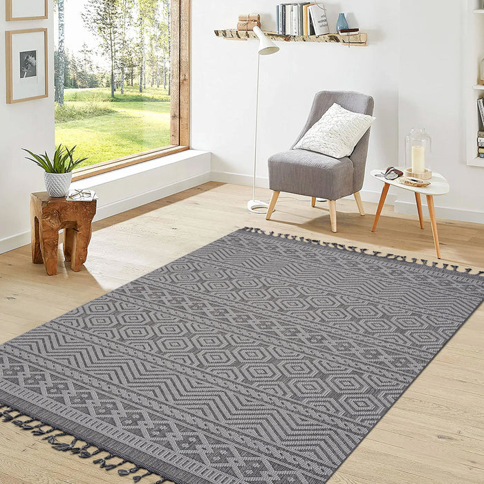 Guros - 6' X 9' Geometric Indoor / Outdoor Area Rug - Gray / White - view 4
