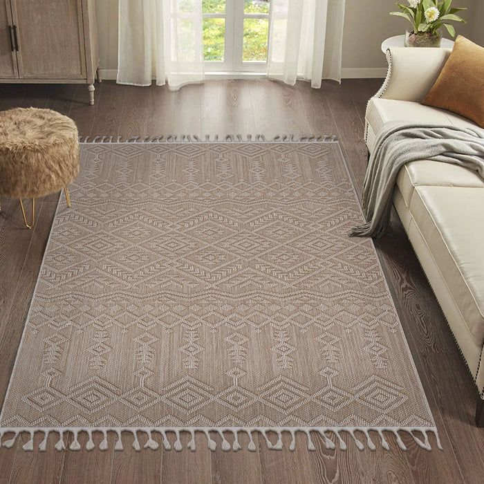 Guros - 6' X 9' Traditional Indoor / Outdoor Area Rug - Natural - view 3