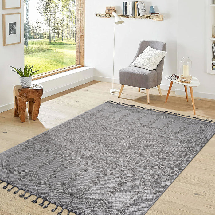 Guros - 6' X 9' Traditional Indoor / Outdoor Area Rug - White - view 7