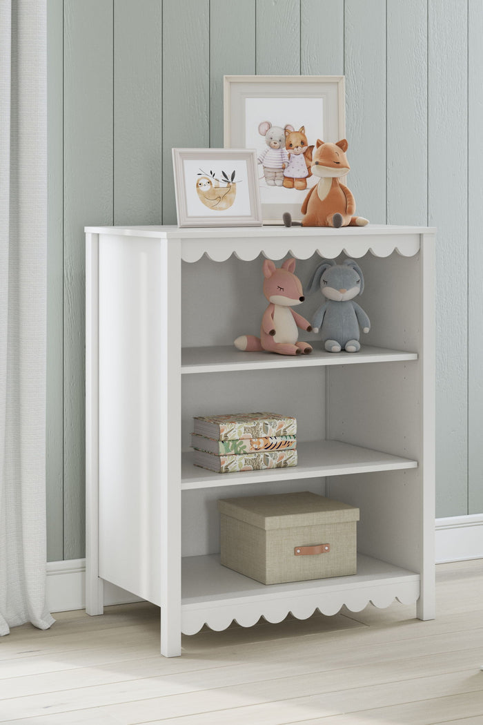 Hallityn - Platform Bedroom Set - view 4