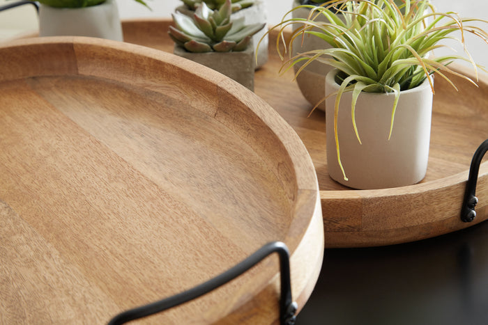 Jocelyne - Brown / Black - Tray Set (Set of 2) by Signature Design by Ashley® | Bel Furniture