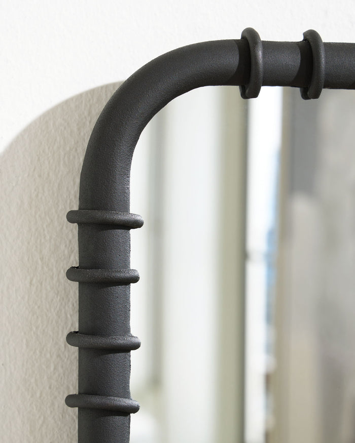 Judlow - Accent Mirror - Black - view 3