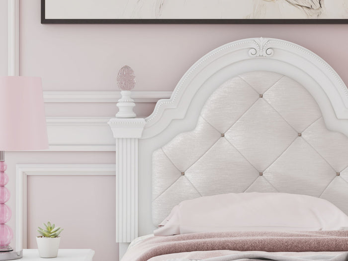 Kozlani - Upholstered Panel Headboard - view 2