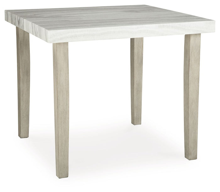 Larawyn Dining Room Table