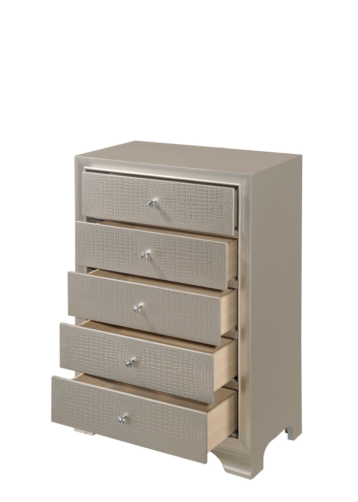 Lyssa Chest