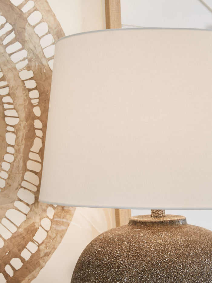 Neavesboro - Antique Brown / White - Metal Table Lamp by Signature Design by Ashley® | Bel Furniture