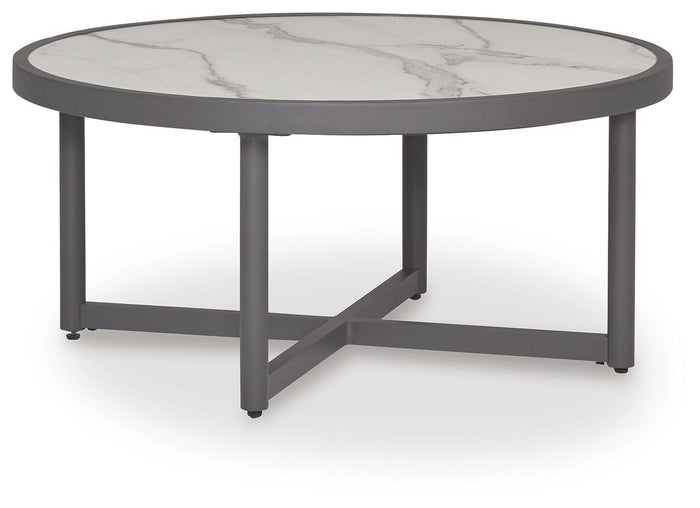 Ocean Beach - Round Table - view 2