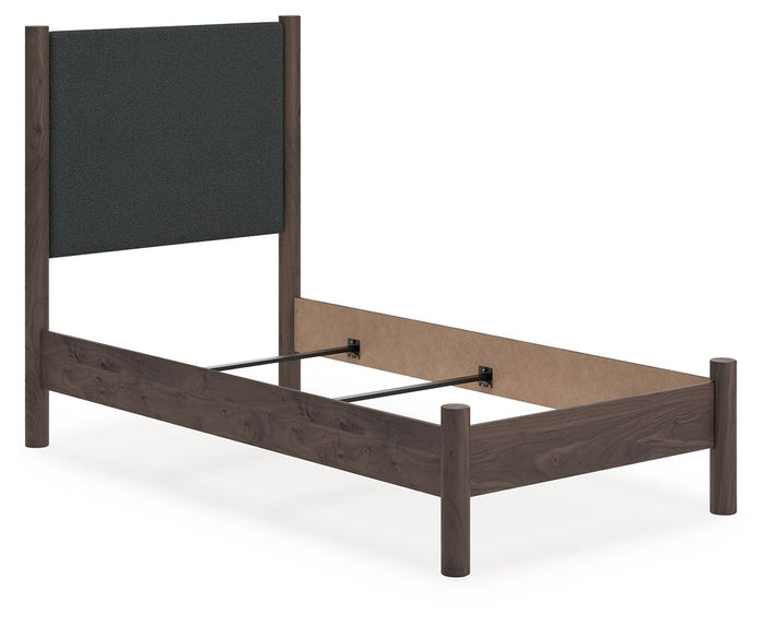 Pamytta - Upholstered Panel Bed - view 2