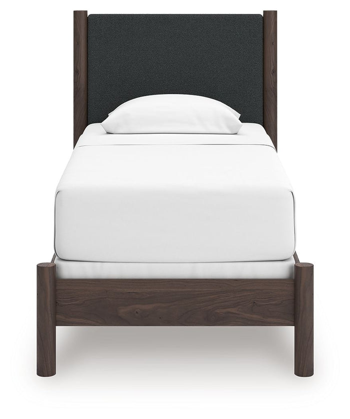 Pamytta - Upholstered Panel Bed - view 8