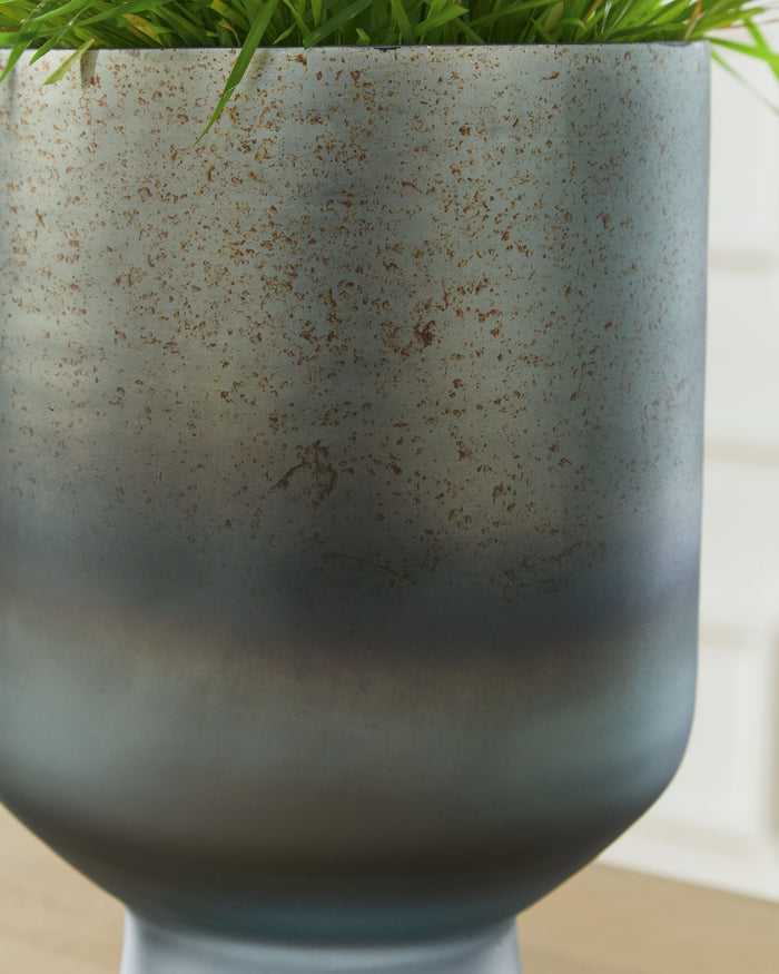 Pennmore - Vase - view 3