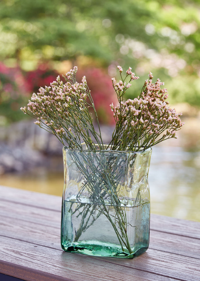 Taylow - Vase by Signature Design by Ashley® | Bel Furniture