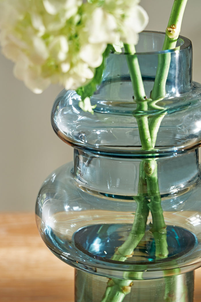 Vallmen - Blue by Signature Design by Ashley® | Bel Furniture