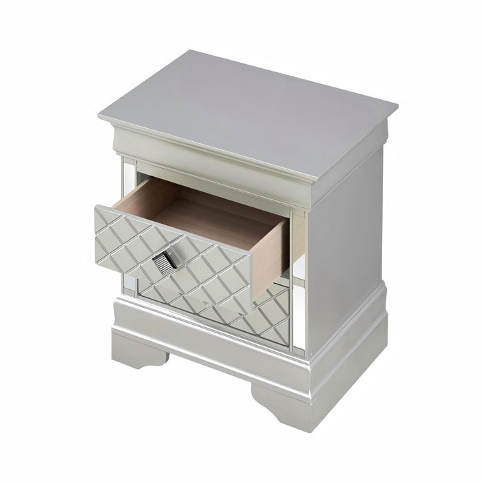 Verona - Nightstand - view 14